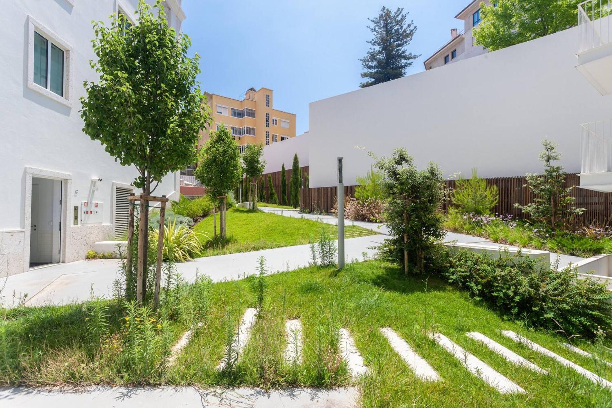 My Lx Flat Graca Lighting Design Apartment Lisbon Exterior photo
